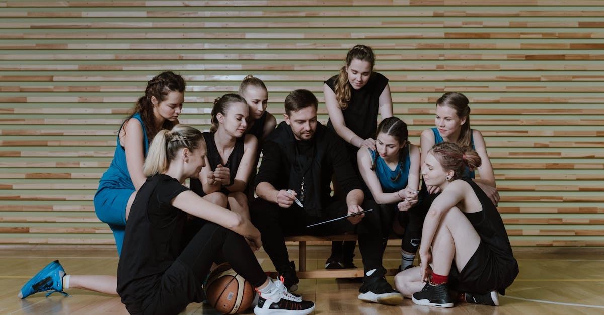 Лидерские стратегии через игровые принципы и развлечения